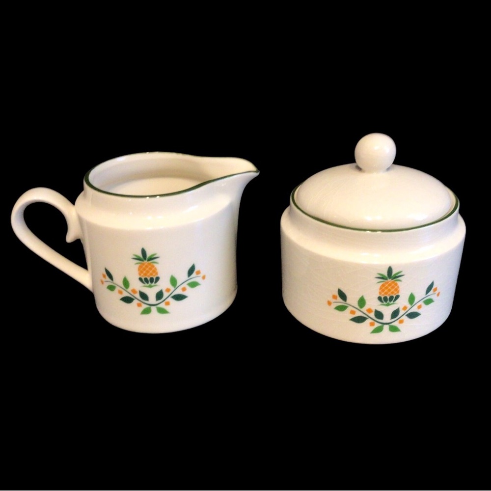 Inter-National Plantation Garden Semi-Porcelain
Cream & Sugar